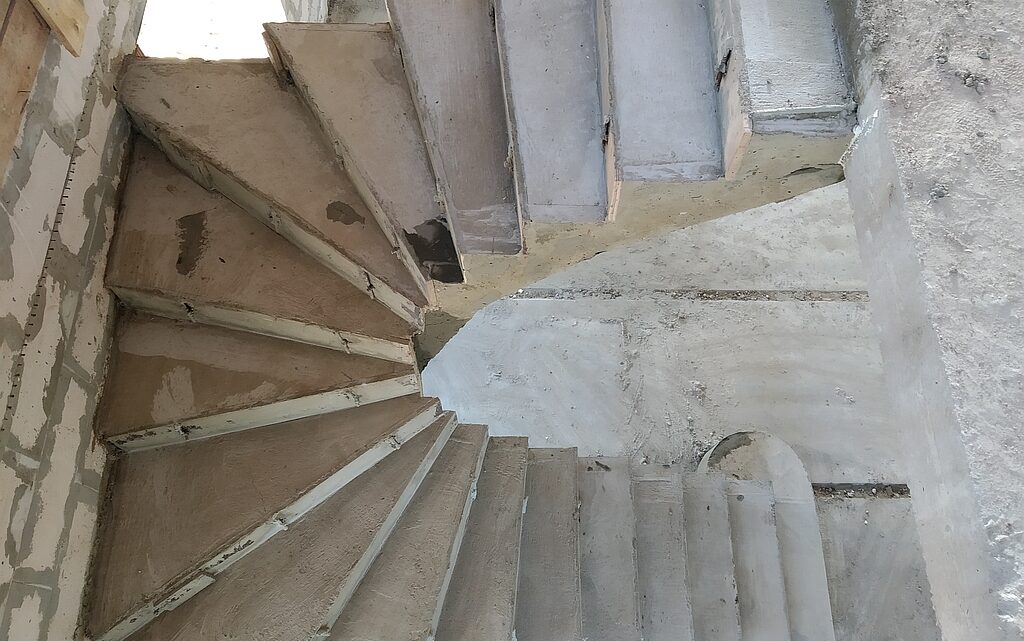 Монолитная лестница в Осоргино